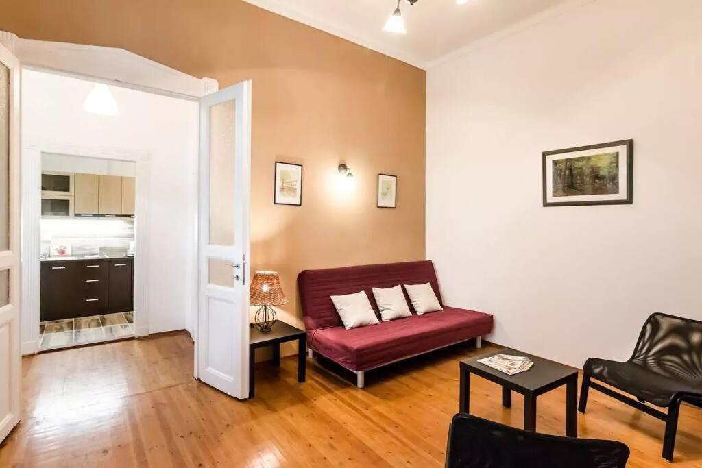 Quiet Apartment Just 10 Minutes From The Center Budapest Exterior photo